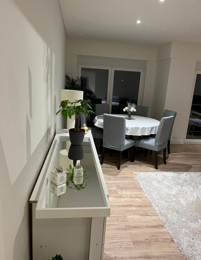 Modern Twin Room With A Balcony モンチジョ エクステリア 写真