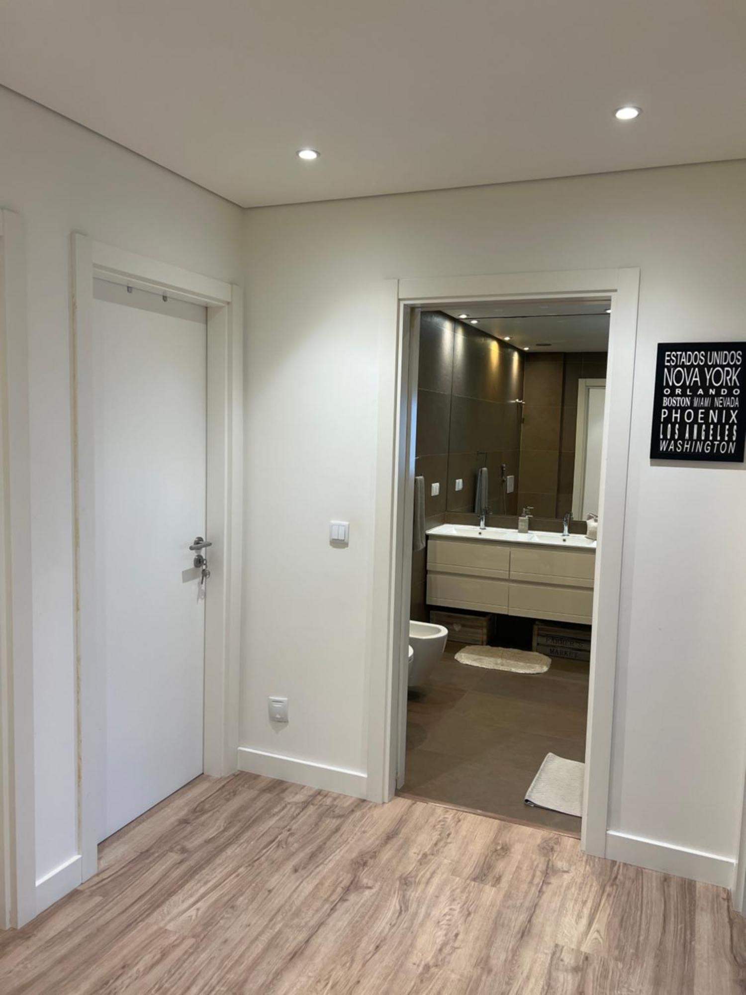 Modern Twin Room With A Balcony モンチジョ エクステリア 写真